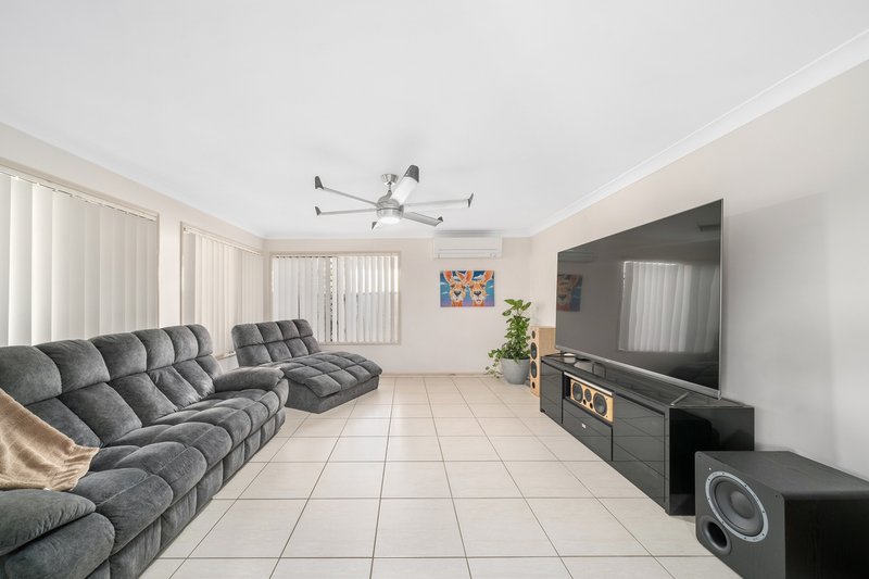 Photo - 26 Alberic Court, Eatons Hill QLD 4037 - Image 4