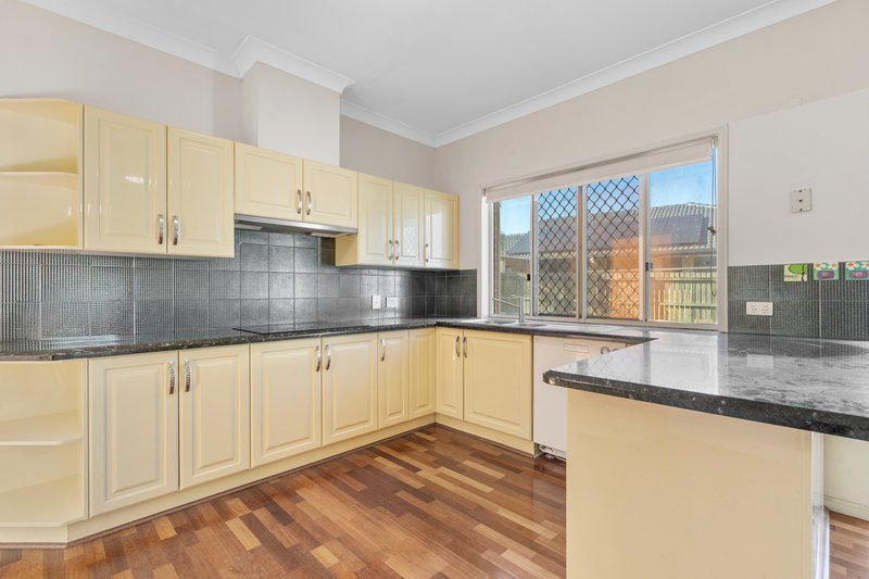 Photo - 26 Alexandra Close, Flinders View QLD 4305 - Image 5