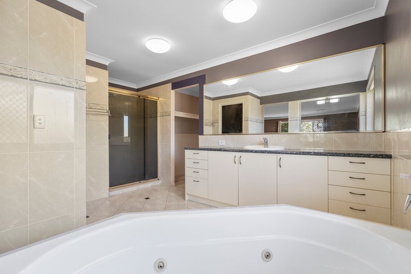 Photo - 26 Alexandra Close, Flinders View QLD 4305 - Image 16