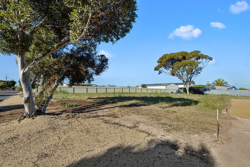 Photo - 26 Allen Road, Tiddy Widdy Beach SA 5571 - Image 4