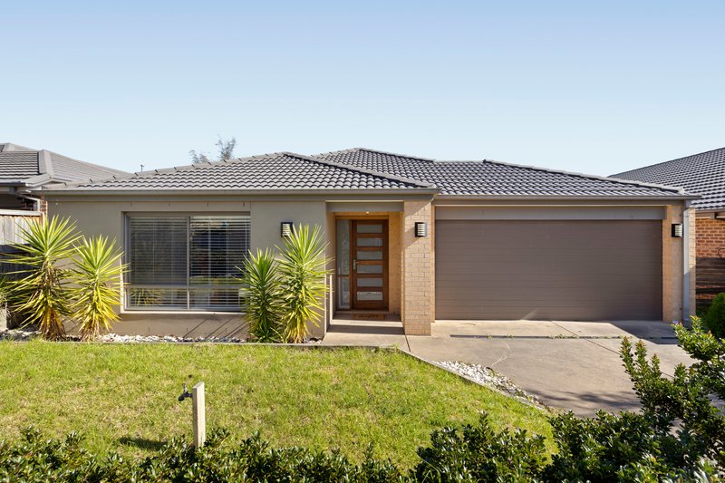 Photo - 26 Almondsbury Avenue, Berwick VIC 3806 - Image 1