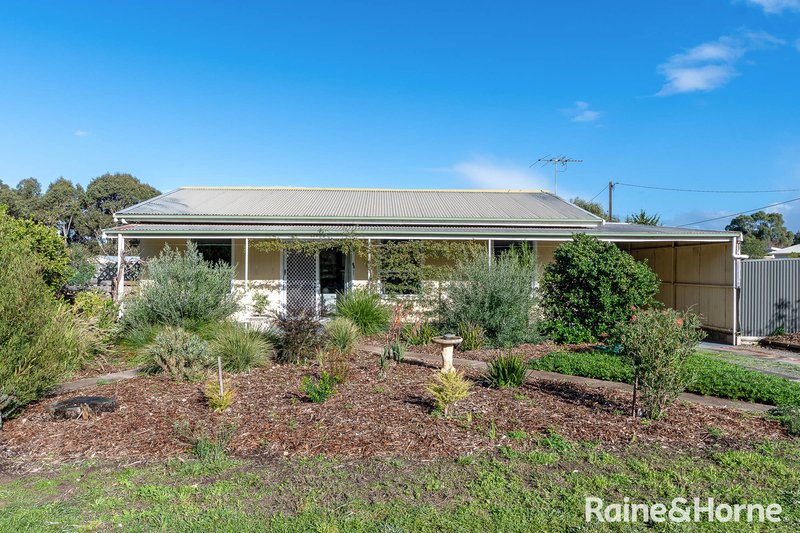 Photo - 26 Ameroo Avenue, Milang SA 5256 - Image 2