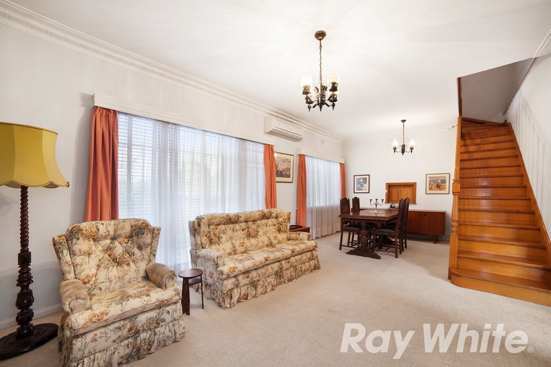 Photo - 26 Andrews Street, Burwood VIC 3125 - Image 3