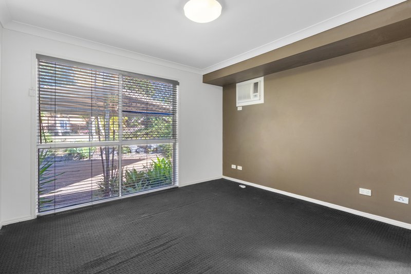 Photo - 26 Andromeda Avenue, Tanah Merah QLD 4128 - Image 7