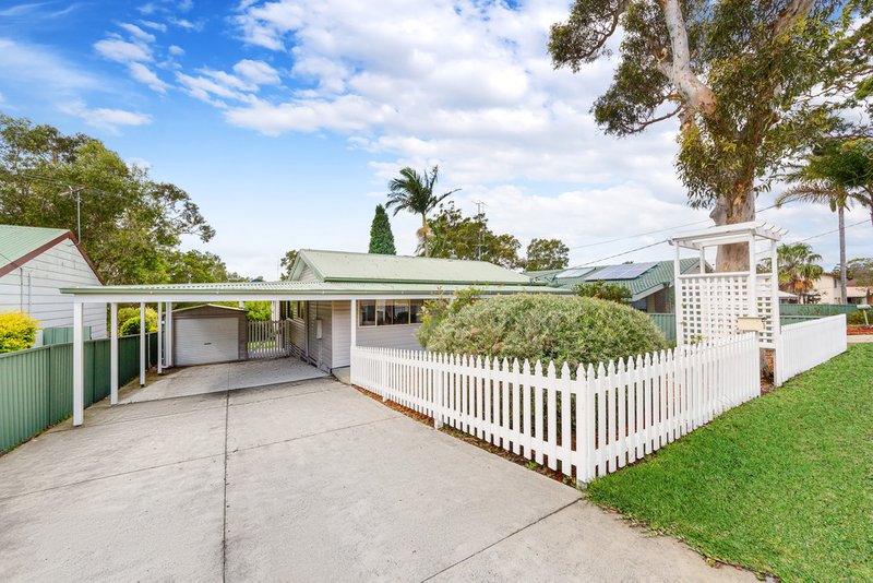 26 Anembo Avenue, Summerland Point NSW 2259