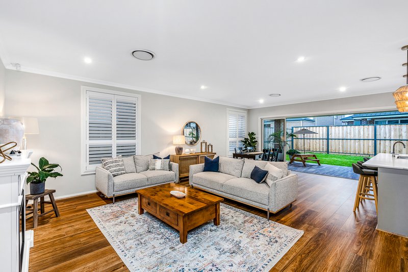 Photo - 26 Appleberry Street, Marsden Park NSW 2765 - Image 6