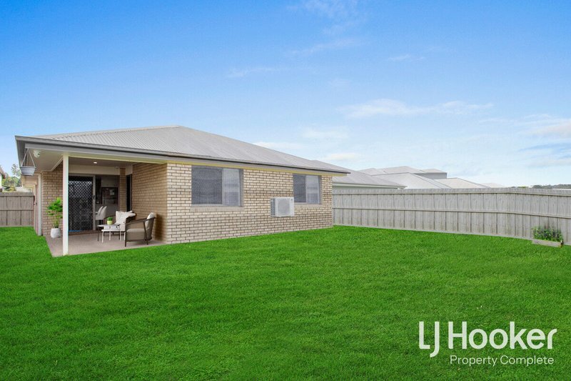 Photo - 26 Arcadia Circuit, Yarrabilba QLD 4207 - Image 2