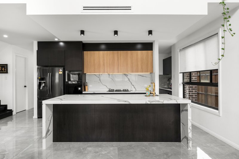 Photo - 26 Arches Avenue, Box Hill NSW 2765 - Image 3