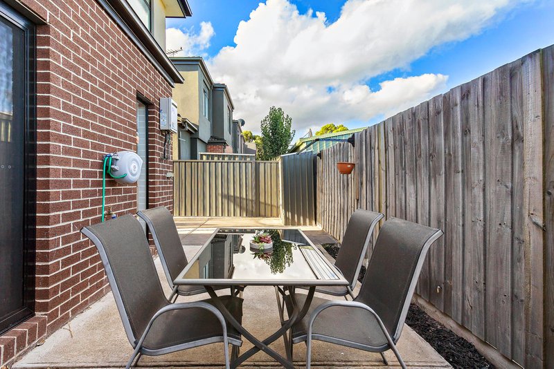 Photo - 26 Ash Street, Lalor VIC 3075 - Image 5