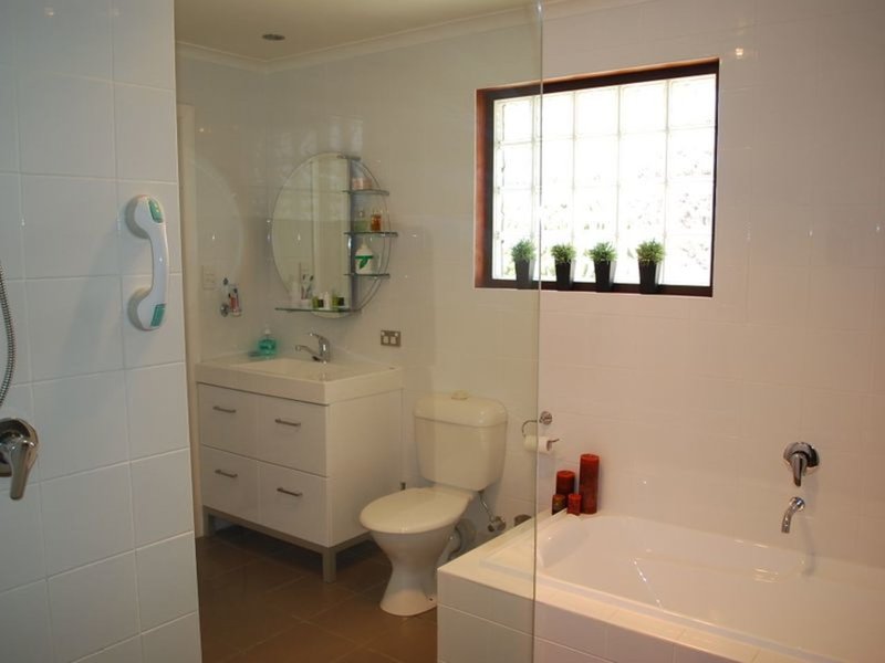 Photo - 26 Austin Street, Wynyard TAS 7325 - Image 11