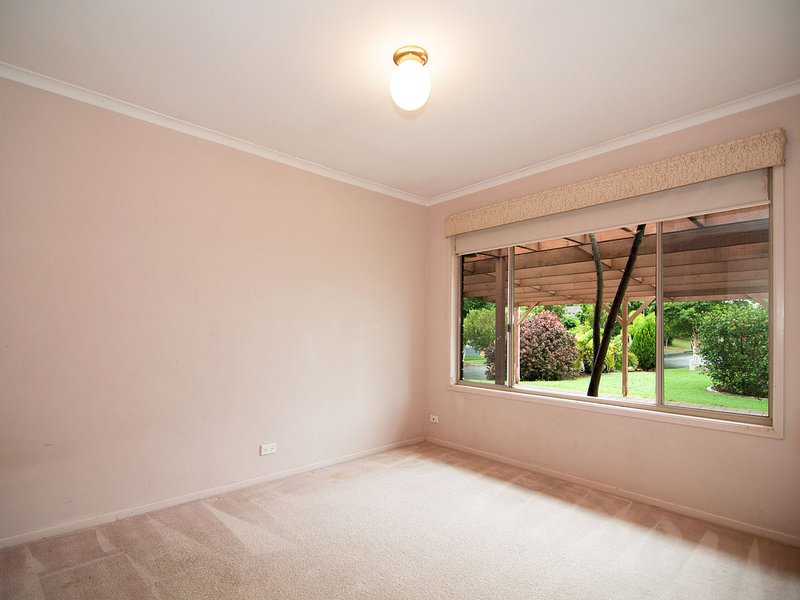 Photo - 26 Avondale Road, Sinnamon Park QLD 4073 - Image 18