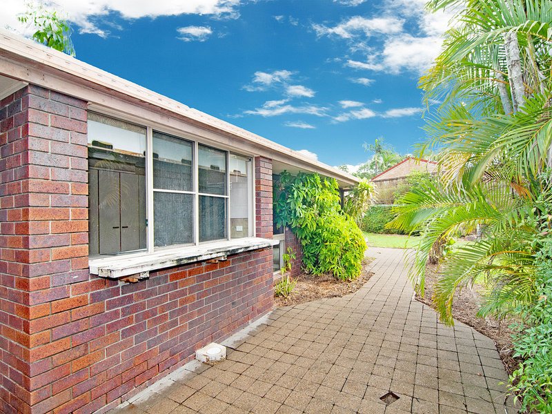 Photo - 26 Avondale Road, Sinnamon Park QLD 4073 - Image 21