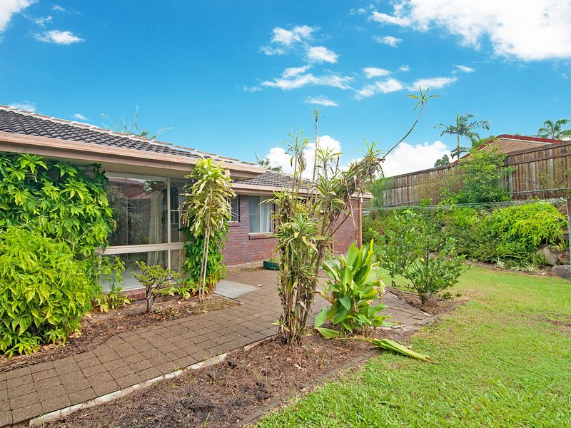 Photo - 26 Avondale Road, Sinnamon Park QLD 4073 - Image 22