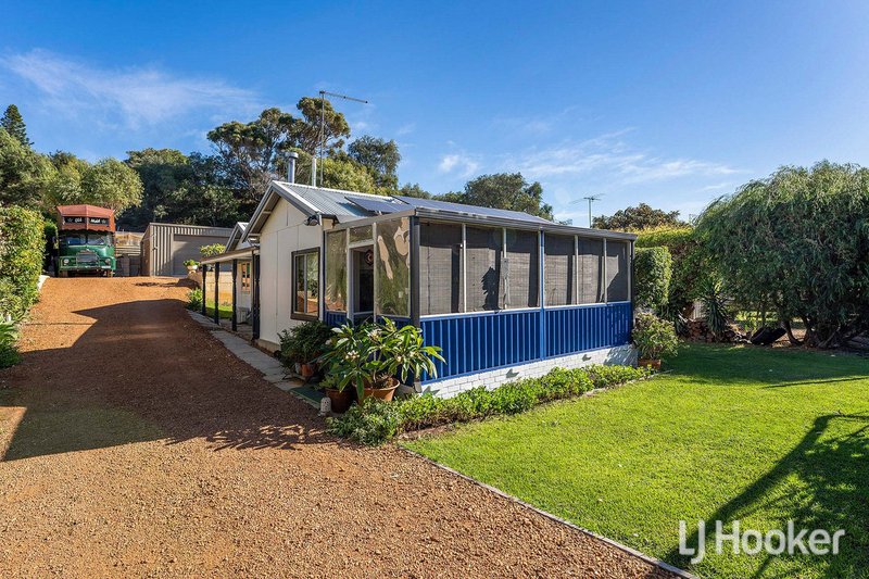 Photo - 26 Ayrton Street, Dawesville WA 6211 - Image 8