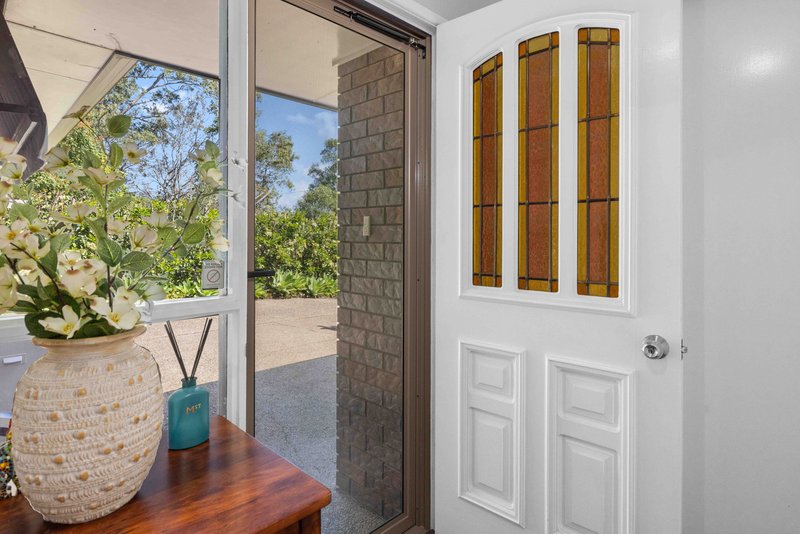 Photo - 26 Barbaralla Drive, Springwood QLD 4127 - Image 3