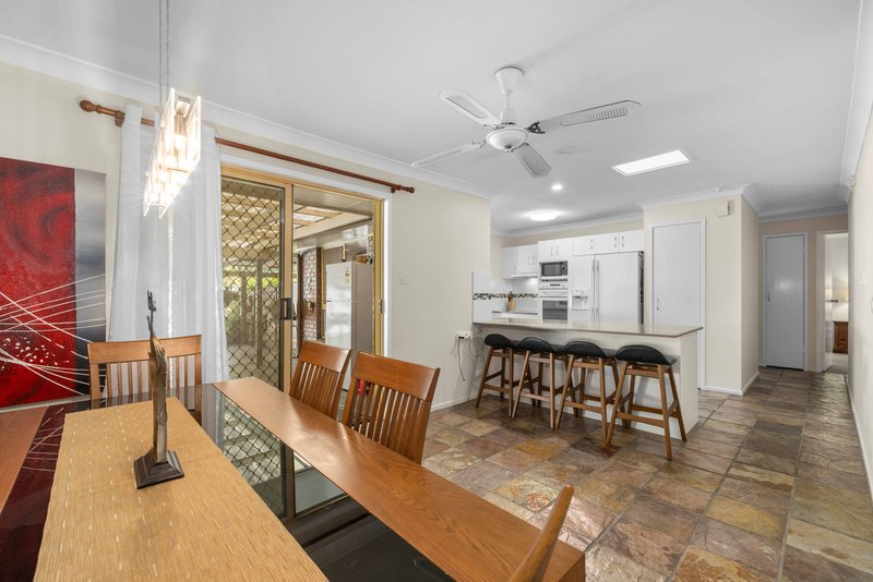 Photo - 26 Barbaralla Drive, Springwood QLD 4127 - Image 8