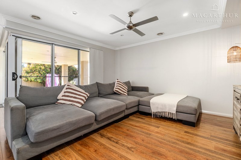 Photo - 26 Barton Avenue, Lloyd NSW 2650 - Image 5