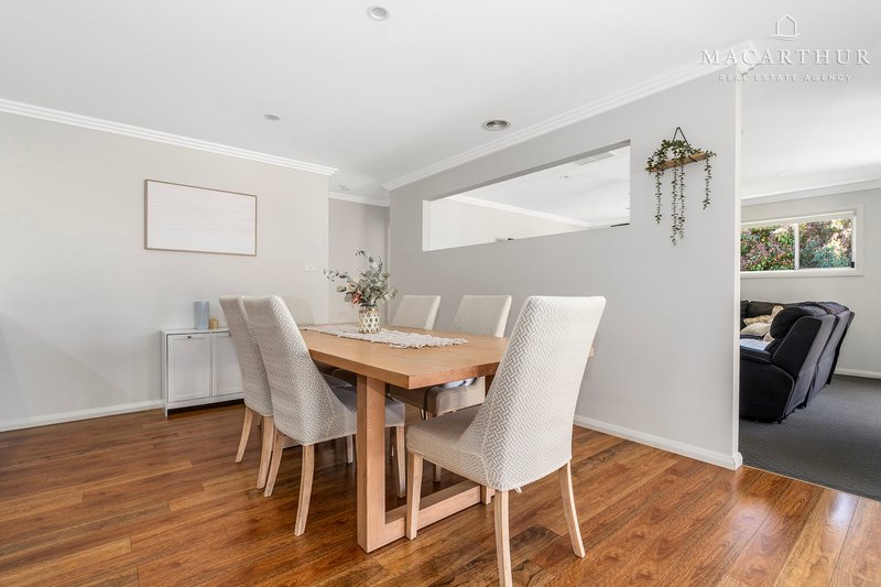 Photo - 26 Barton Avenue, Lloyd NSW 2650 - Image 10