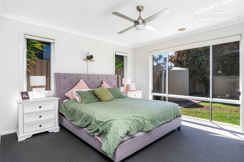 Photo - 26 Barton Avenue, Lloyd NSW 2650 - Image 11