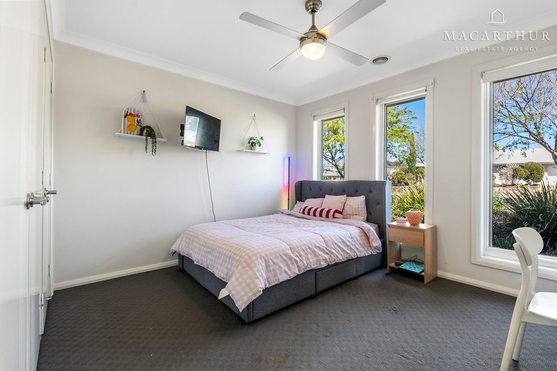 Photo - 26 Barton Avenue, Lloyd NSW 2650 - Image 14
