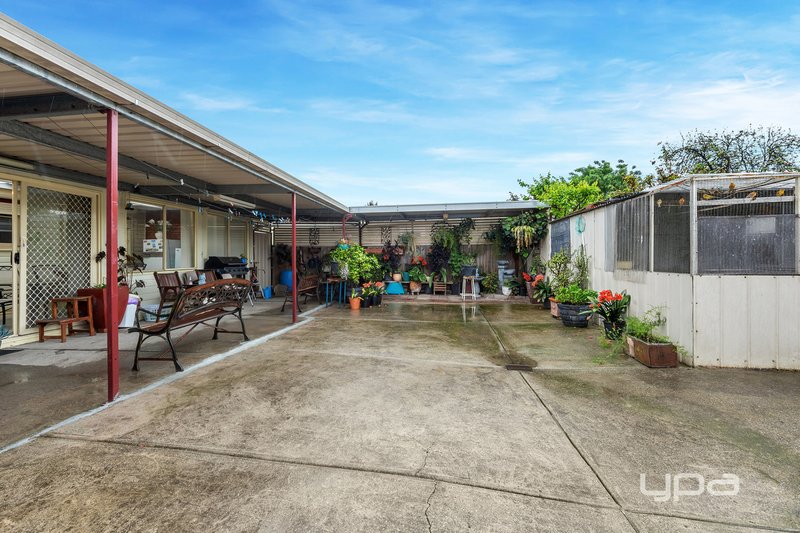 Photo - 26 Barwon Avenue, Sunshine North VIC 3020 - Image 13