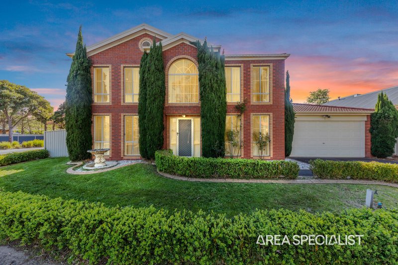 Photo - 26 Barwon Drive, Pakenham VIC 3810 - Image 2