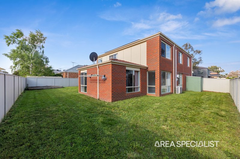 Photo - 26 Barwon Drive, Pakenham VIC 3810 - Image 16