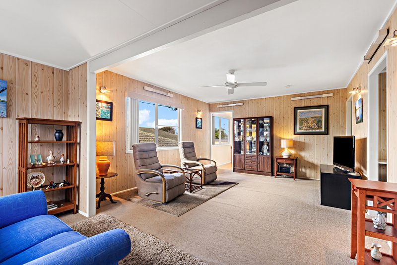 Photo - 26 Bateman Street, Strathpine QLD 4500 - Image 3