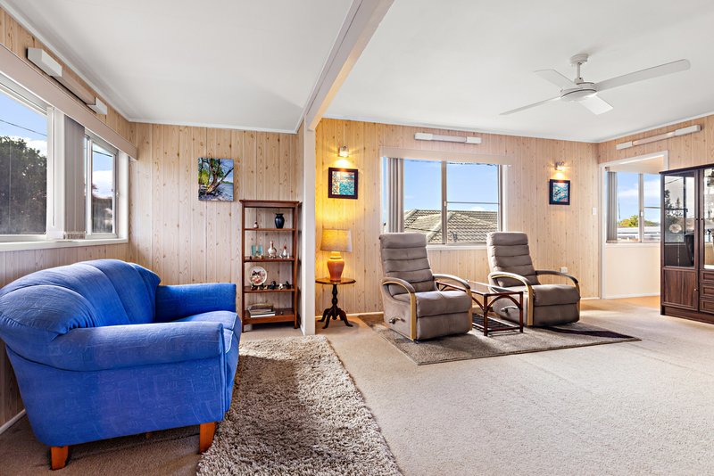 Photo - 26 Bateman Street, Strathpine QLD 4500 - Image 4
