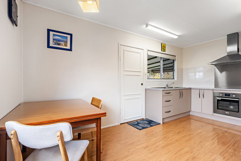 Photo - 26 Bateman Street, Strathpine QLD 4500 - Image 6