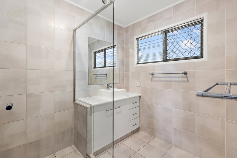 Photo - 26 Bateman Street, Strathpine QLD 4500 - Image 11