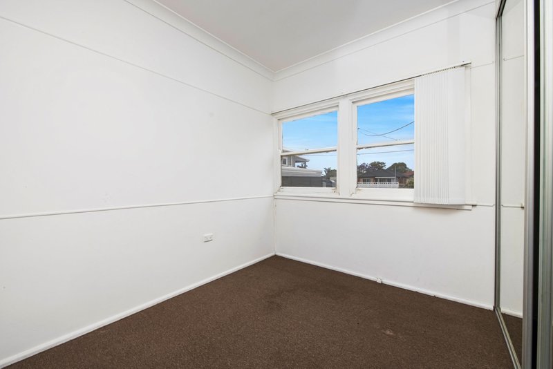 Photo - 26 Battley Avenue, The Entrance NSW 2261 - Image 4