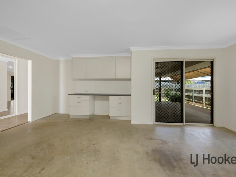 Photo - 26 Bauhinia Street, Boyne Island QLD 4680 - Image 12