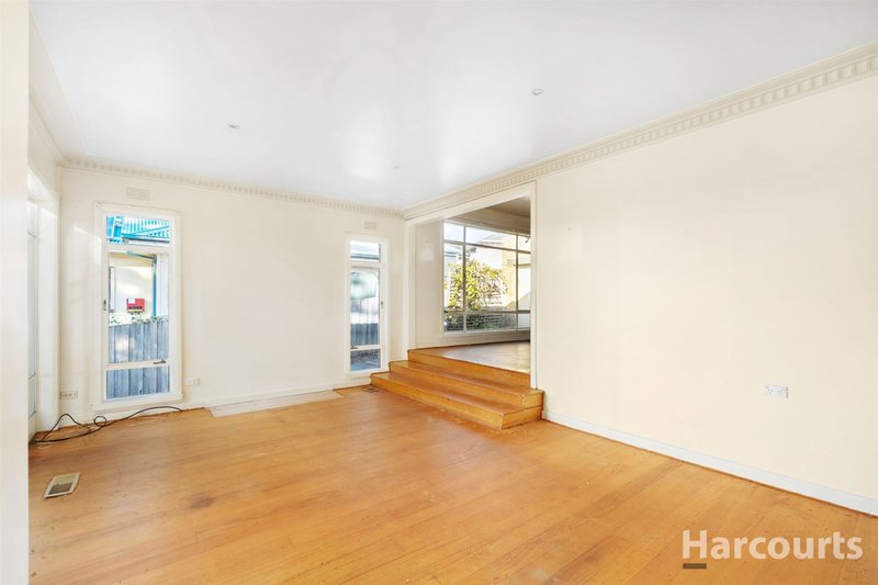 Photo - 26 Bayley Street, Moe VIC 3825 - Image 2