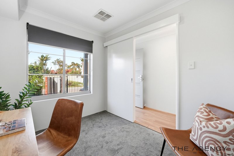 Photo - 26 Belcastro Way, Madeley WA 6065 - Image 3