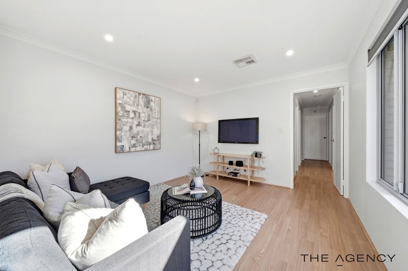 Photo - 26 Belcastro Way, Madeley WA 6065 - Image 10