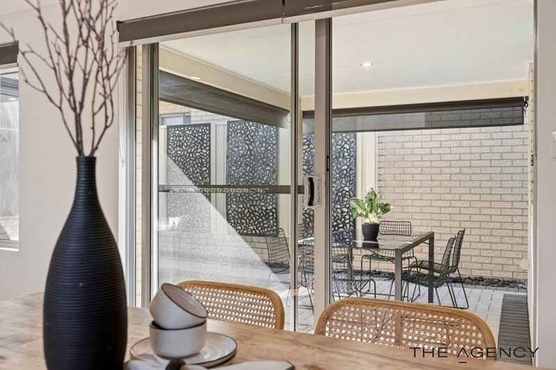 Photo - 26 Belcastro Way, Madeley WA 6065 - Image 12