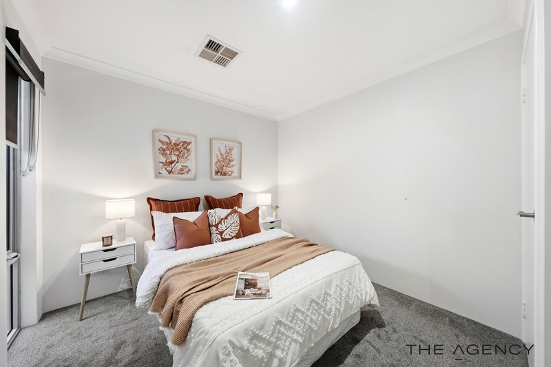 Photo - 26 Belcastro Way, Madeley WA 6065 - Image 18