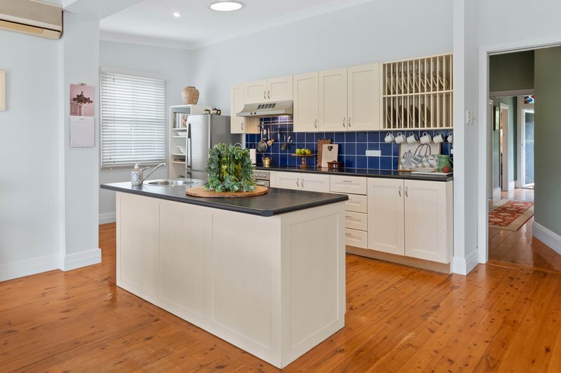 Photo - 26 Bellevue Street, Thornleigh NSW 2120 - Image 4