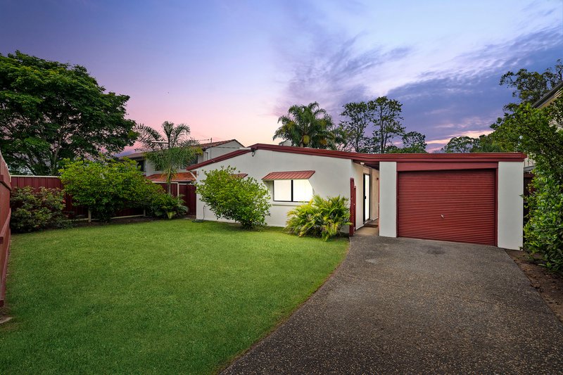 Photo - 26 Beverley Avenue, Rochedale South QLD 4123 - Image 3