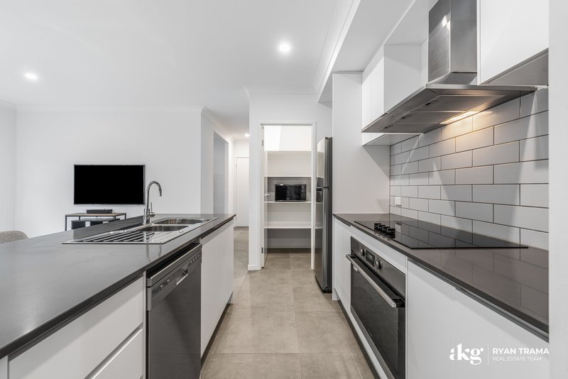 Photo - 26 Birchwood Street, Park Ridge QLD 4125 - Image 2