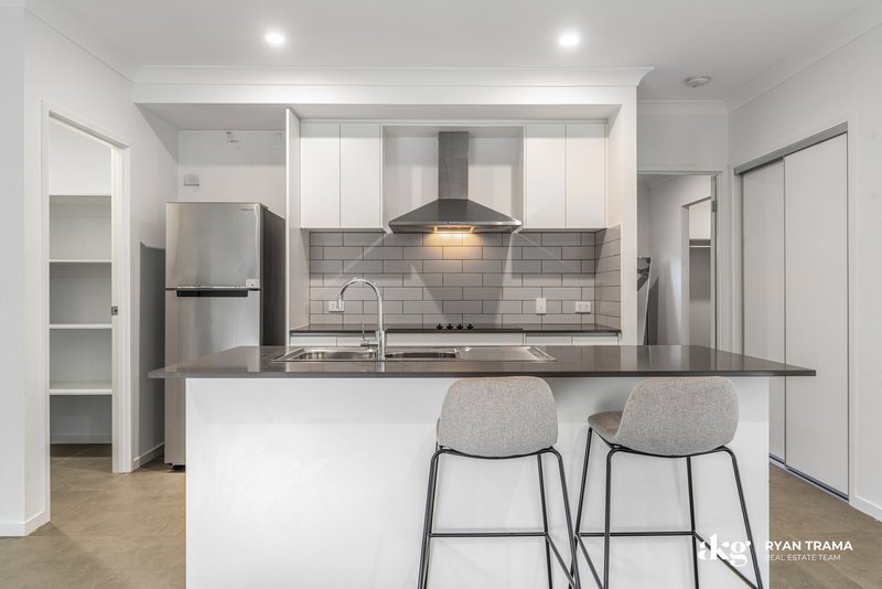 Photo - 26 Birchwood Street, Park Ridge QLD 4125 - Image 3