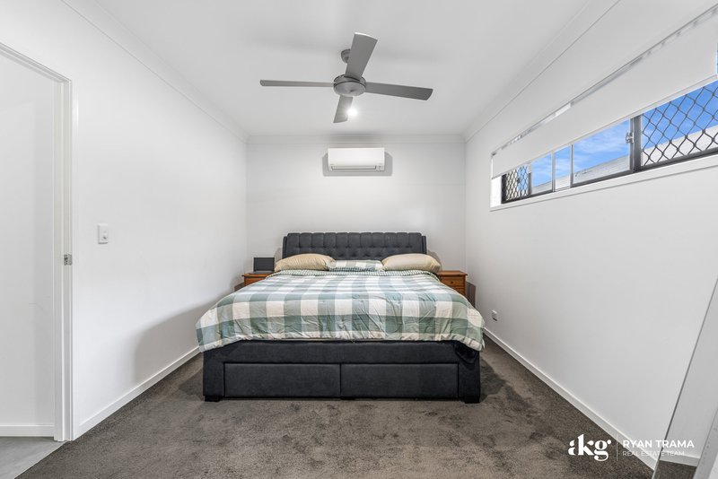 Photo - 26 Birchwood Street, Park Ridge QLD 4125 - Image 8