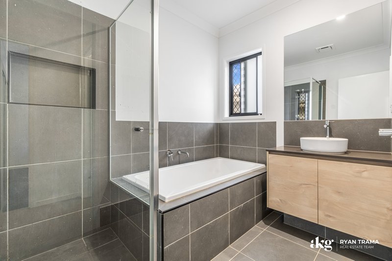 Photo - 26 Birchwood Street, Park Ridge QLD 4125 - Image 13