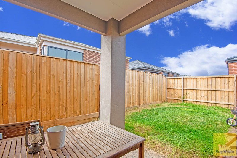 Photo - 26 Bobby Drive, Tarneit VIC 3029 - Image 18