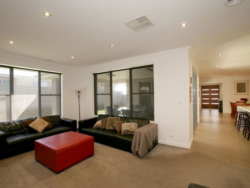 Photo - 26 Bogong Crescent, Tatton NSW 2650 - Image 5