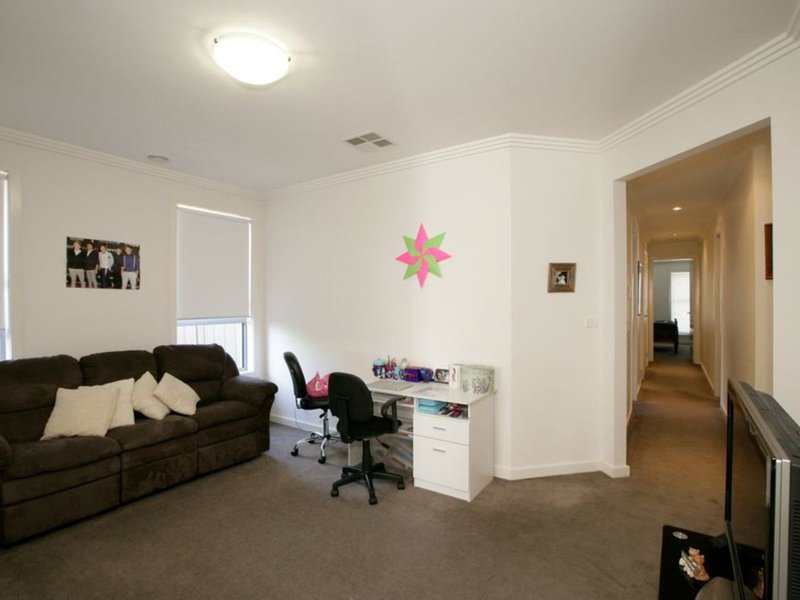 Photo - 26 Bogong Crescent, Tatton NSW 2650 - Image 12