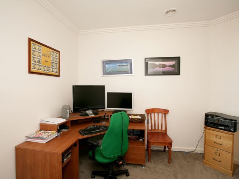 Photo - 26 Bogong Crescent, Tatton NSW 2650 - Image 14