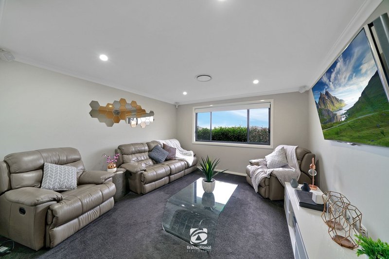 Photo - 26 Bourne Ridge, Oran Park NSW 2570 - Image 8