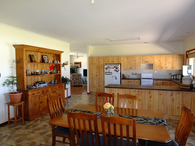 Photo - 26 Bowman Road, Wallaroo SA 5556 - Image 6